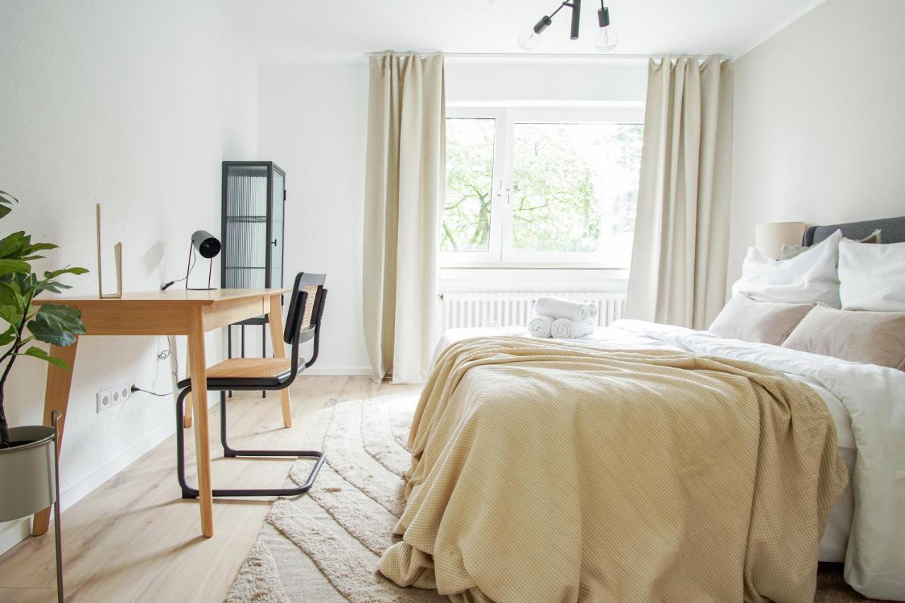 Homefy Feel-Good Apartment - Own Parking, Balcony And Garden エッセン エクステリア 写真