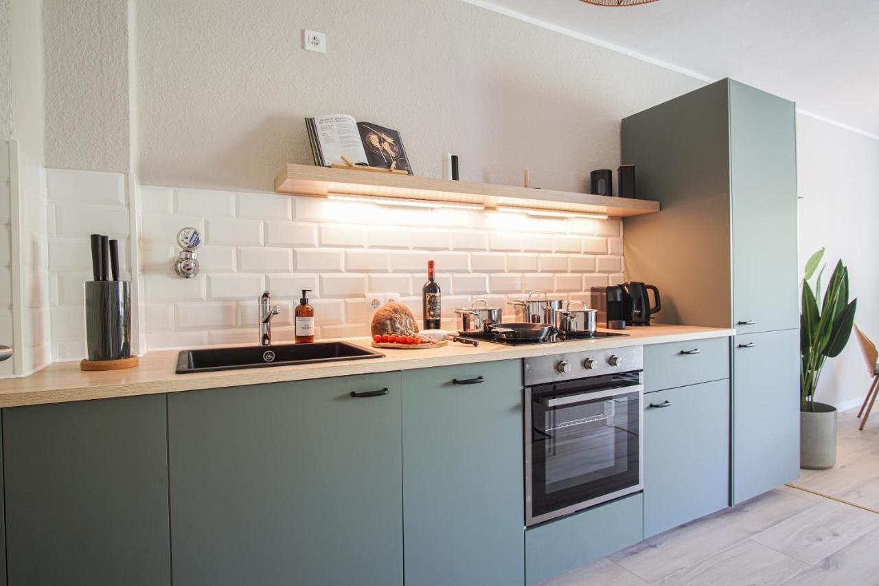 Homefy Feel-Good Apartment - Own Parking, Balcony And Garden エッセン エクステリア 写真