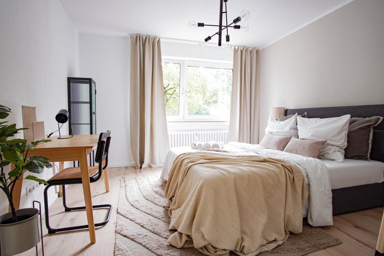 Homefy Feel-Good Apartment - Own Parking, Balcony And Garden エッセン エクステリア 写真